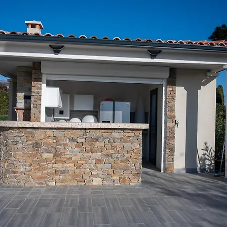 Rez De Maison Neuve Piscine Wifi Poolhouse En Pierre * Penta di Casinca