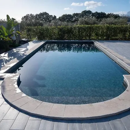 Rez De Maison Neuve Piscine Wifi Poolhouse En Pierre Penta di Casinca