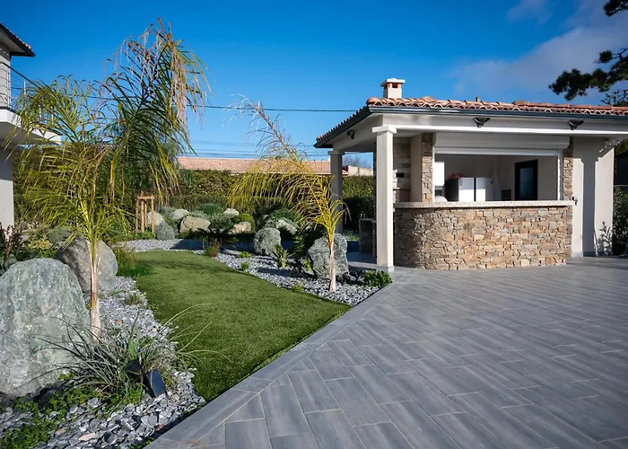 Rez De Maison Neuve Piscine Wifi Poolhouse En Pierre Prázdninový dům