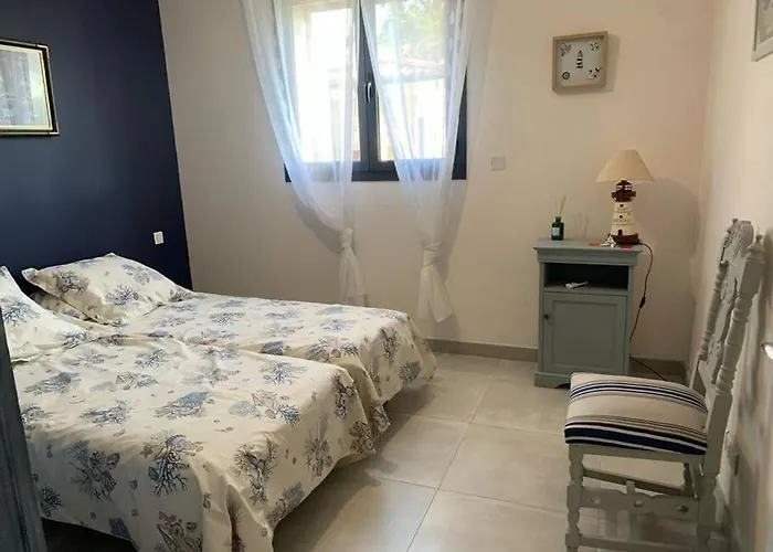 Rez De Maison Neuve Piscine Wifi Poolhouse En Pierre Prázdninový dům